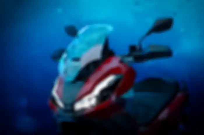 Tampang motor baru Honda 2025, penggemar adventure full senyum.
