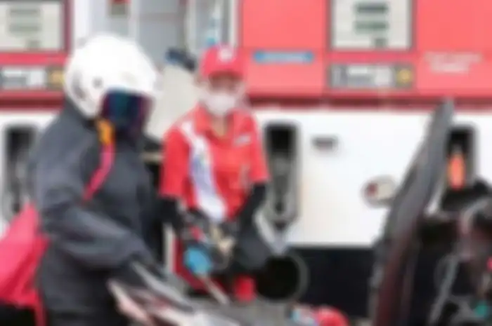 Pertamina bikin program beli Pertamax murah dengan potongan Rp 300 setiap hari Senin dan Jumat berlaku diseluruh Indonesia.