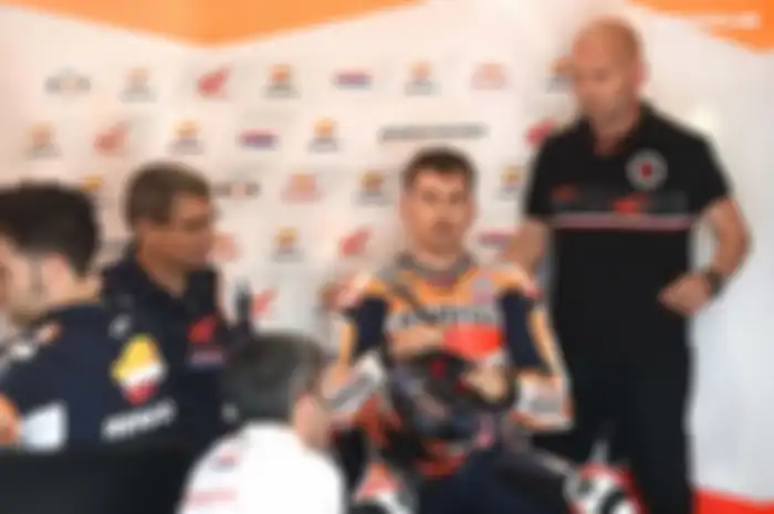 Banyak orang pasti lupa kalau Jorge Lorenzo pernah balapan di Repsol Honda selama satu musim.