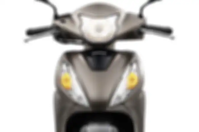 Tampak depan motor matic baru 2025 saudara Honda BeAT.