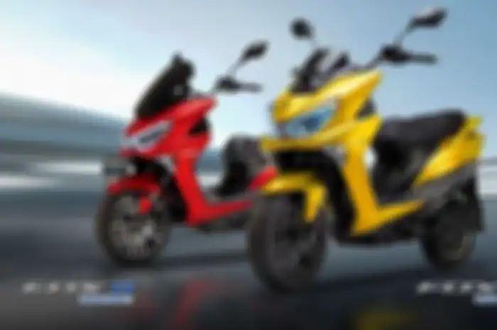 Dua varian motor listrik Polytron Fox S dan Fox R.
