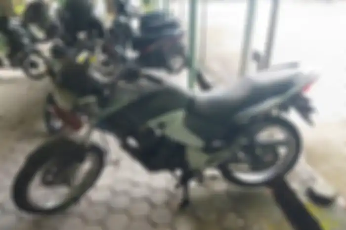 Motor murah Honda Tiger dilelang Rp 2 jutaan ada BPKB turing enggak khawatir sering isi bensin.
