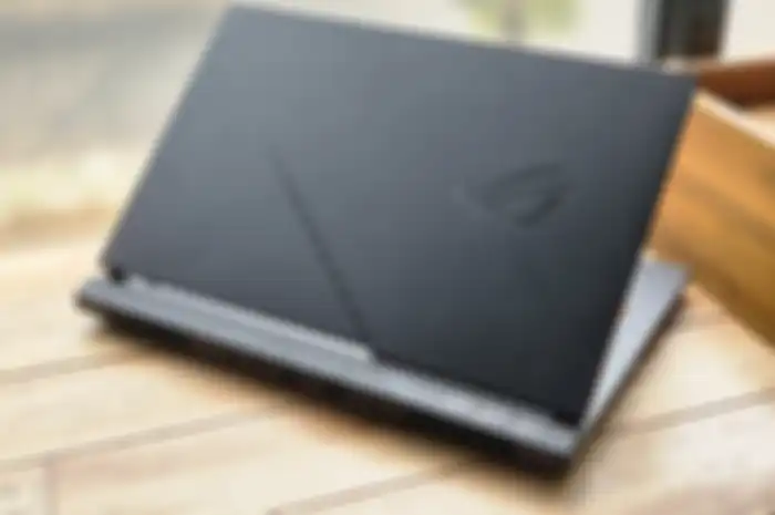 ASUS ROG Strix G17 (G733P)