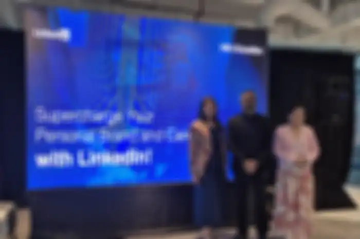 LinkedIn mengadakan workshop bagi jurnalis mengeni cara membangun profil LinkedIn yang disampaikan Rohit Kalsy, Indonesia Country Lead, LinkedIn, Serla Rusli, LinkedIn Career Expert, LinkedIn, dan LannyWijaya, Indonesia Manager, LinkedIn