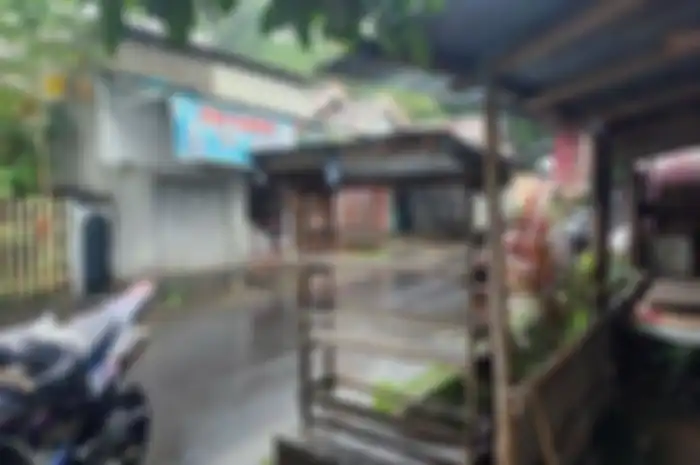 Meskipun harga Pertalite eceran di Manado jauh lebih mahal sampai Rp 25 ribu, tetap saja habis terjual.