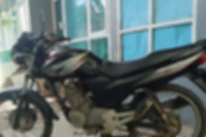 Motor murah Honda Mega Pro tahun 2010 buka harga Rp 2 jutaan, dokumen lengkap.