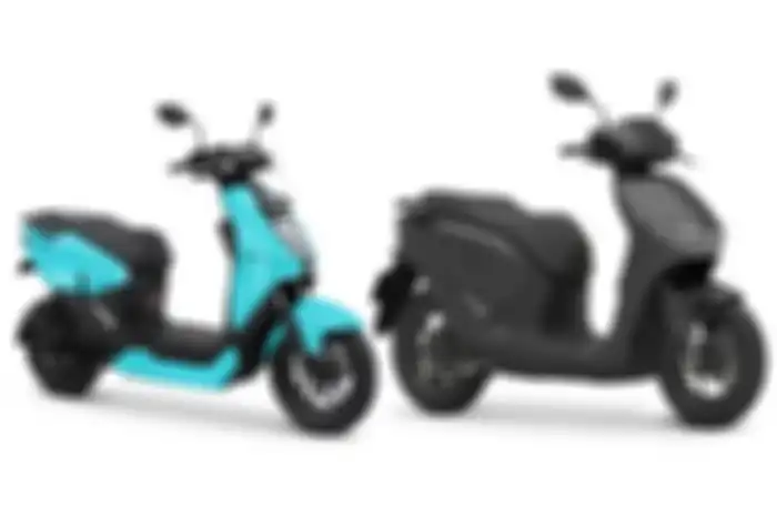 Tampilan motor listrik baru Honda ICON e: (kiri) dan CUV e: (kanan).