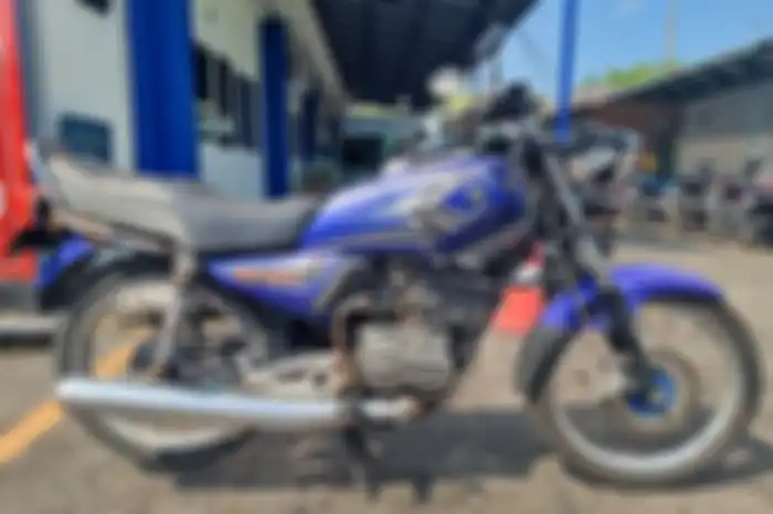 Yamaha RX-King menjadi salah satu motor murah yang dilelang Rp 8 jutaan ada bonus lain.