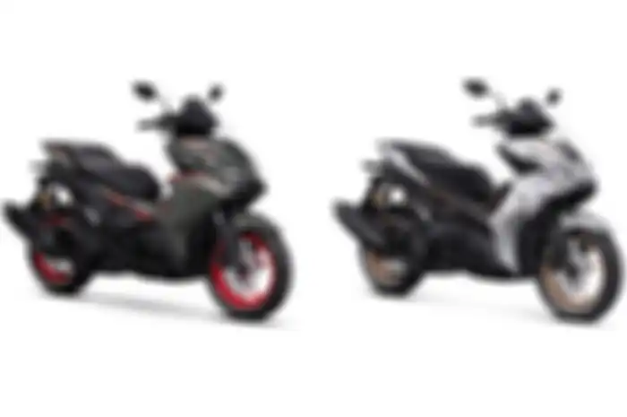 Motor baru Yamaha Aerox Alpha (kiri) dan model sebelumnya (kanan).