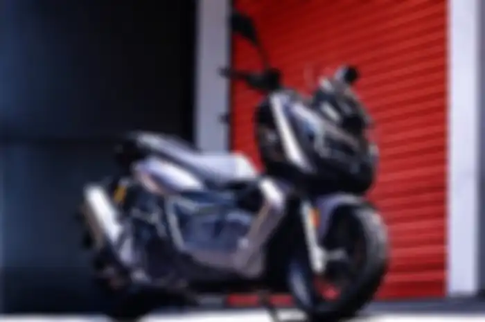 QJMotor ATR 125, motor baru yang mirip Honda ADV berteknologi hybrid.