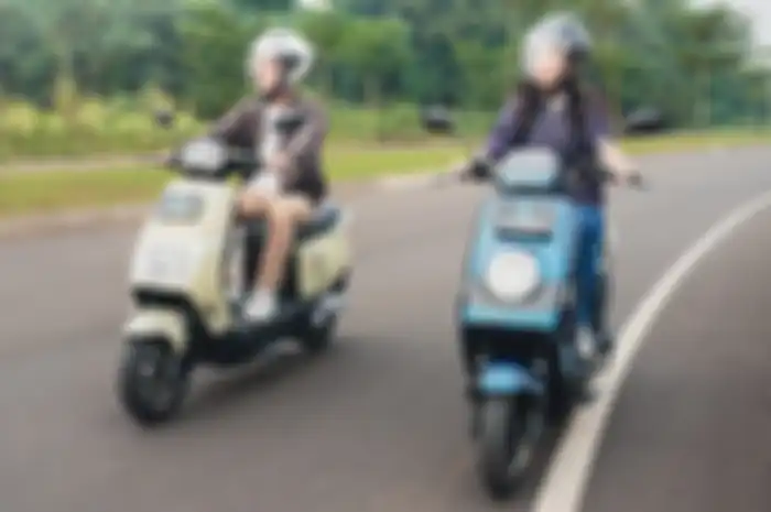 Motor listrik Avand SC121 (kiri) dan SC122 (kanan) dari United E-Motor