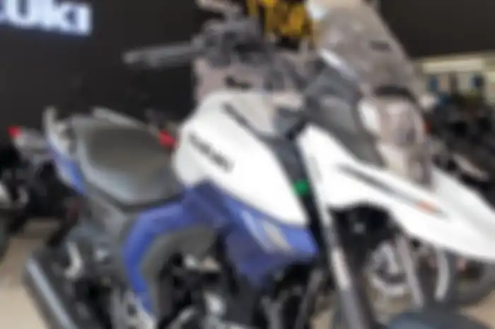 Suzuki V-Strom 160 2025 akhirnya resmi diluncurkan dan sudah ada di dealer negara Kolombia. 