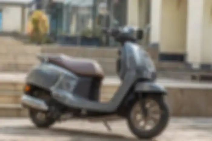 Suzuki US125 skutik retro terbaru akhirnya resmi diluncurkan, harga murah cuma Rp 22 jutaan.