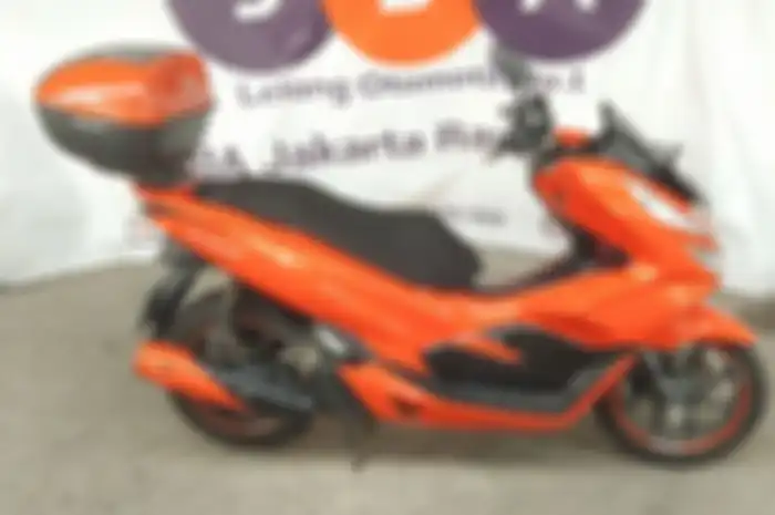 Honda PCX 150 jadi motor murah dilelang Rp 19 juta.