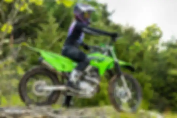 Kawasaki Indonesia mulai jualan KLX230R S