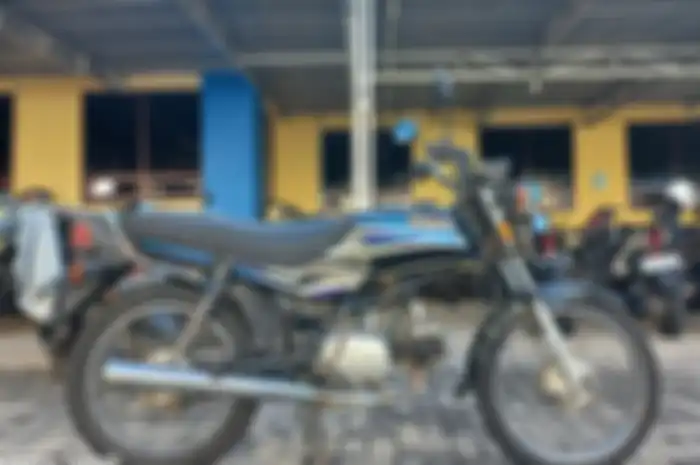 Motor murah Honda Win ditawarkan Rp 2 jutaan, dokumen lengkap.