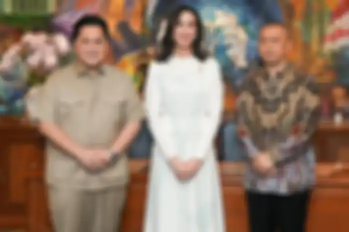 Menteri Erick Thohir, Widiyanti Wardhana  dan Dudy Purwagandhi 