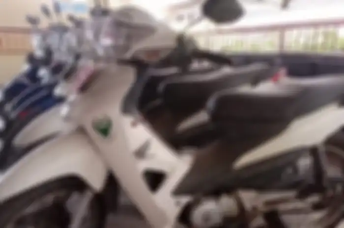 Motor murah Honda Supra Fit bekas Dinas Kesehatan dilelang Rp 1 jutaan.