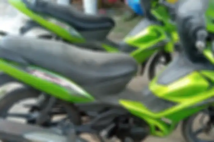 TVS RockZ motor bebek langka konsumsi bensinnya lebih irit dari Honda Scoopy, buka harga Rp 1 jutaan.
