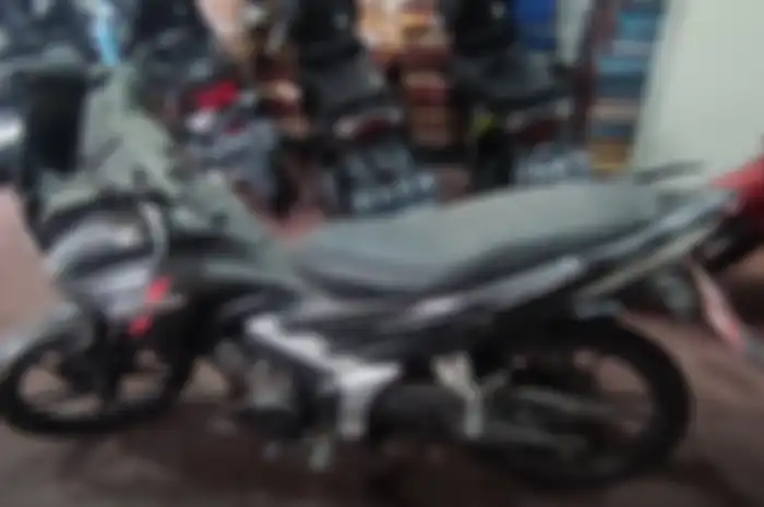 Motor murah Honda CS1 dilelang KPKNL Semarang, Jawa Tengah mulai Rp 1,5 juta.