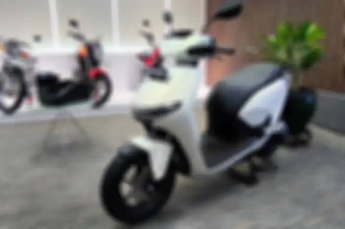 Diler Honda di Bandung, Jawa Barat, yang memberikan diskon Honda CUV e: hingga Rp 40 jutaan.