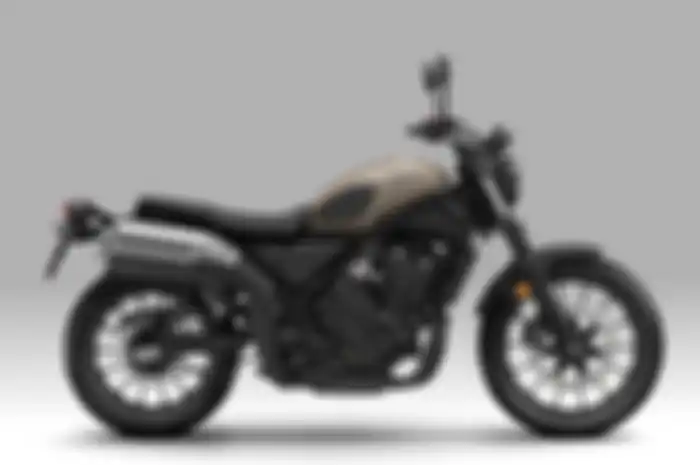 Motor baru Honda CL500 versi 2025 resmi diluncurkan, bukan buat kaum mendang-mending.