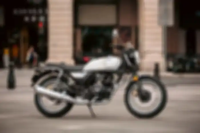 Motor baru berkonsep retro, Honda CGX 150 resmi diluncurkan di pasar Vietnam.