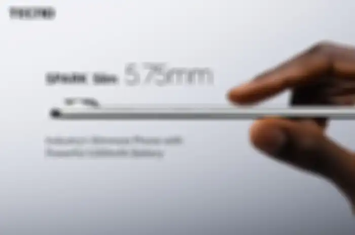 Tecno Spark Slim resmi debut di MWC 2025 dengan ketebalan hanya 5.75mm dan desain yang unik