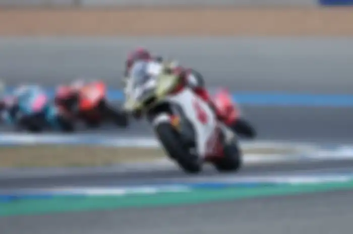 Pembalap Indonesia, Mario Aji tampil impresif di hari pertama Moto2 Argentina 2025.