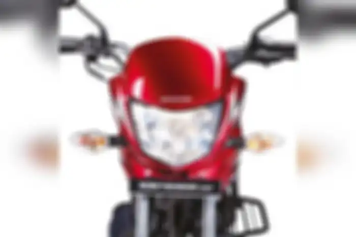 Tampak depan motor baru 2025 yang lebih murah dan irit bensin dibandingkan Honda BeAT.
