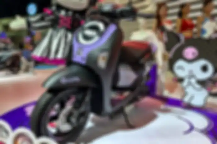 Honda Scoopy edisi spesial Kuromi dibanderol Rp 27 jutaan.