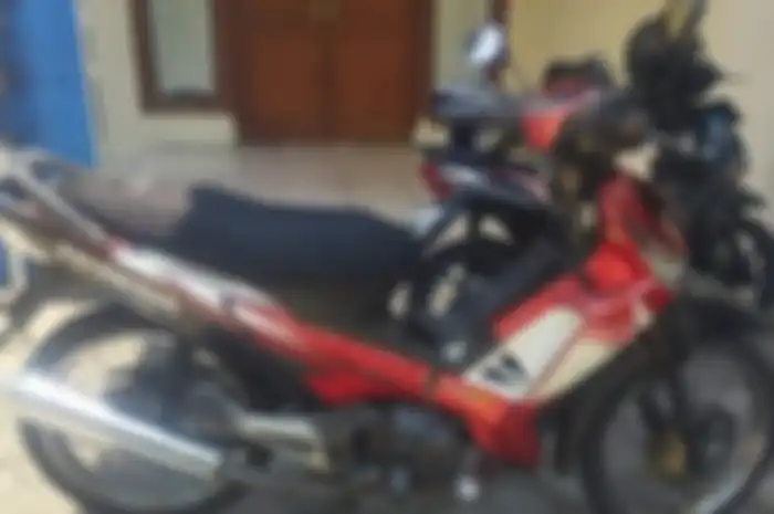 Honda Supra X ditawarkan murah Rp 2,8 jutaan di Surakarta.