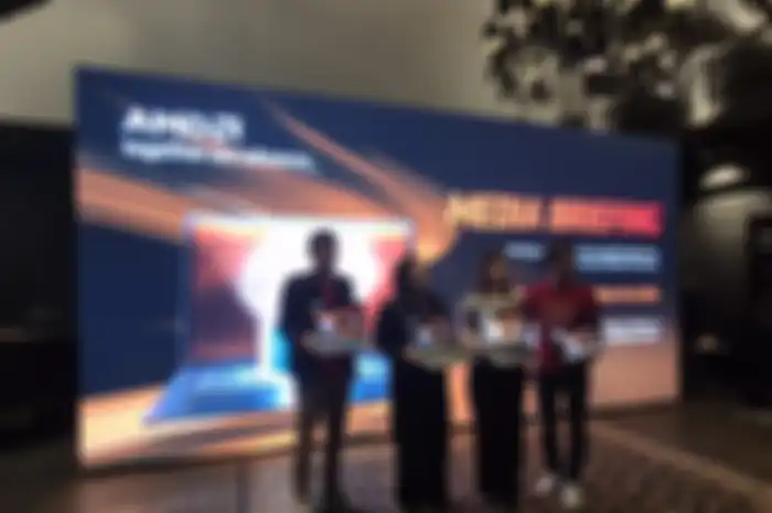 AMD memperkenalkan processor Ryzen AI 300 & Max Series CPU Zen 5, GPU RDNA 3.5, dan NPU hingga 55 TOPS untuk dukung Copilot+ PC generasi baru.