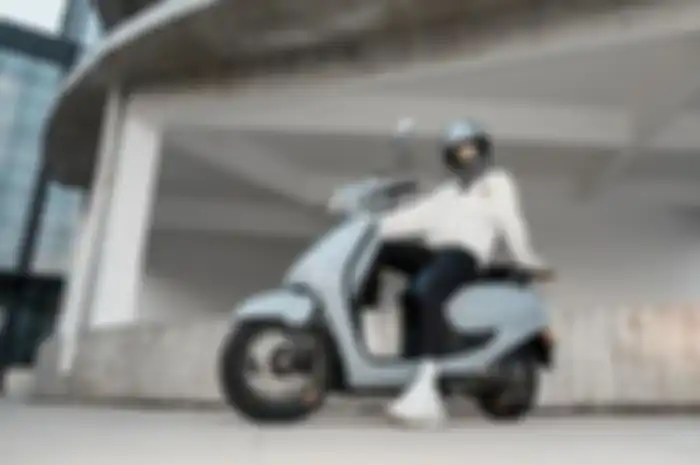 Skutik terbaru 125 cc, Haojin SN09 dijual di Tiongkok dengan harga murah Rp 16 jutaan.