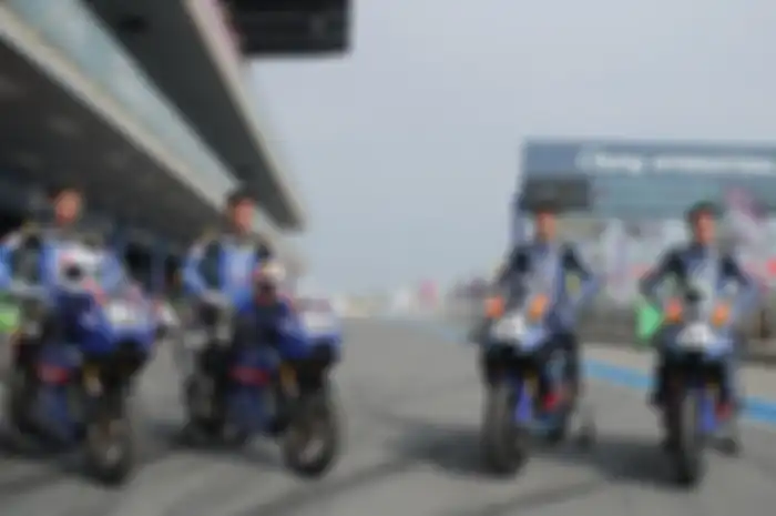 Tim Yamaha Racing Indonesia pada seri perdana Asia Road Racing Championship (ARRC) 2025 yang digelar di Chang International Circuit, Buriram Thailand, 25-27 April 2025. 