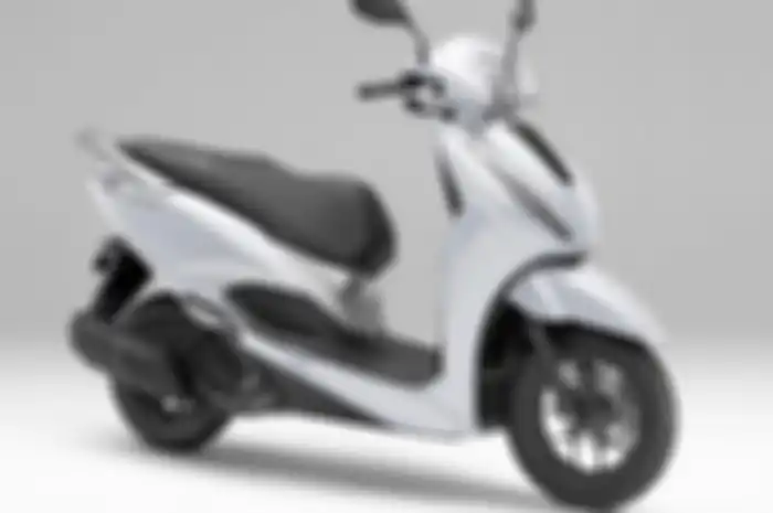 Honda Lead 125 desain mirip Spacy resmi diluncurkan, harganya Rp 30 jutaan.