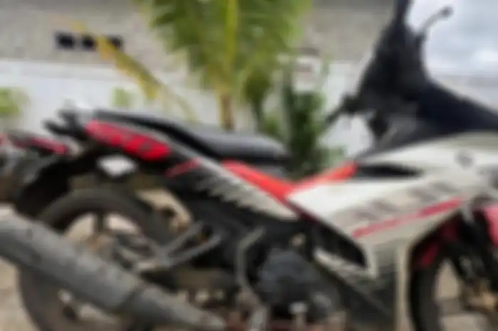 Yamaha Jupiter MX King tahun 2016 ditawarkan Rp 5 jutaan, lokasi di Ternate.