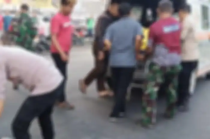 Kecelakaan maut di Jalan Raya Candi Sidoarjo, Rabu (14/5/2025), motor Honda Vario menabrak truk mogok dan mengakibatkan pria asal Desa Ngampelsari, Kecamatan Candi, Sidoarjo, tewas.  