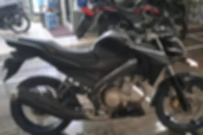 Motor murah Yamaha Vixion 2015 akan dilelang KPKNL Surabaya mulai Rp 4,5 juta konsumsi bensinnya irit.