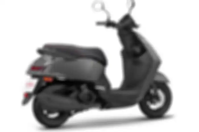 Yamaha kembali bbikin kejutan dengan resmi merilis skutik baru Limi 125, fitur moderen harganya tembus Rp 42 juta.