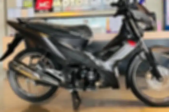 Motor bebek berkonsep ayam jago terbaru Honda RS 125 segera dikirim ke diler, harganya Rp 22 juta.