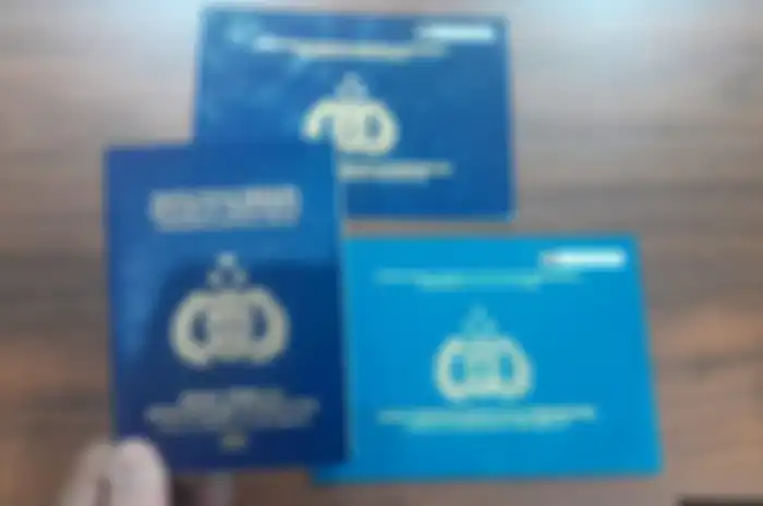 Korlantas Polri resmi menerbitkan BPKB elektronik atau e-bpkb, dilengkapi chip RFID dan NFC.