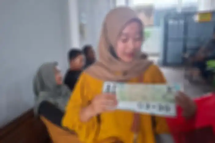 Pemerintah Provinsi Jawa Tengah menggelar program pemutihan pajak kendaraan bermotor sejak 8 April 2025 dan berakhir 1 Juli 2025.