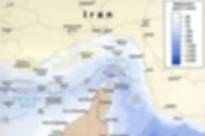 Selat Hormuz mempunyai peran penting terhadap pasokan dan perdagangan minyak dunia. Jika Iran menutupnya, imbas ekonominya bisa fatal (Wikipedia Commons)