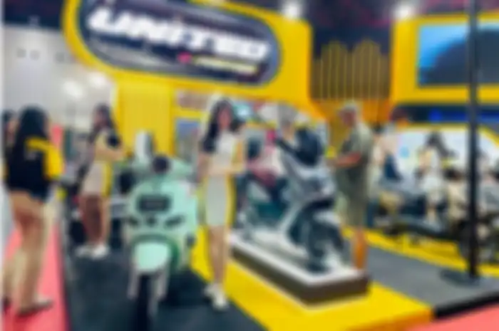 Motor listrik United tebar diskon gede-gedean di Pekan Raya Jakarta (Jakarta Fair) Kemayoran 2025.