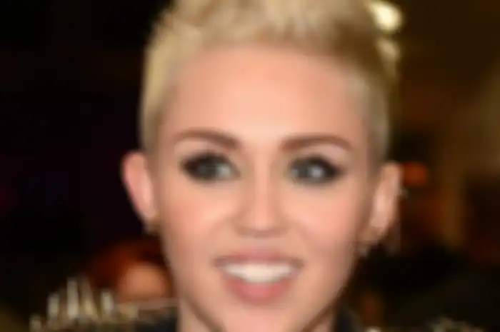 Miley Cyrus: Balikan Sama Liam