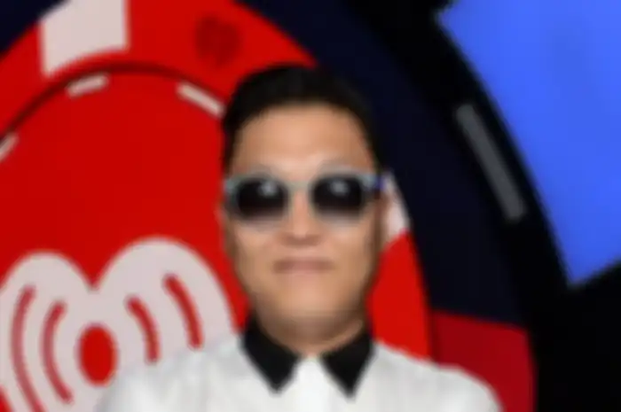 Psy: Puji Video Cody Simpson