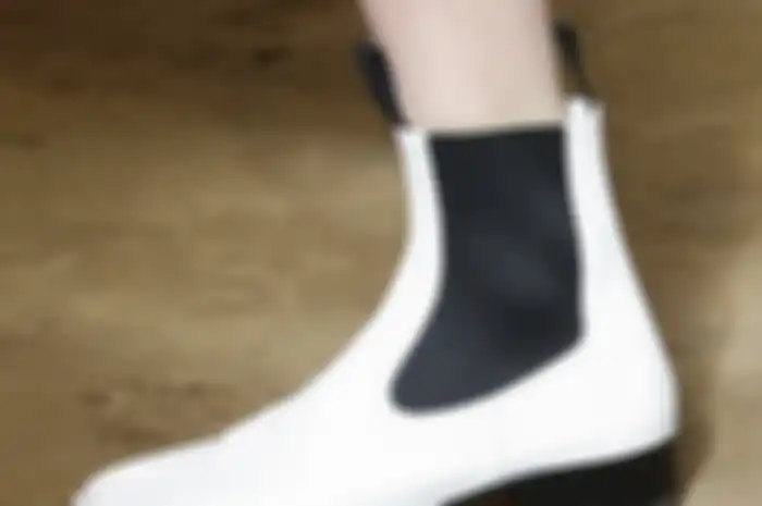 8 Model Sepatu Boots yang Tren di Tahun 2016