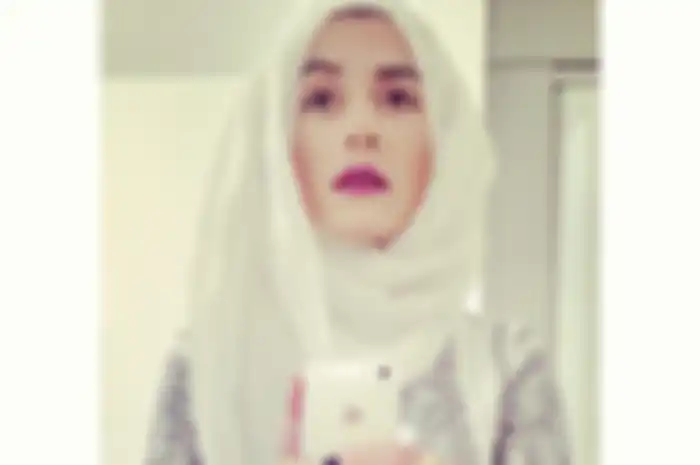 Tips Make-up Gothic Untuk Cewek Berhijab