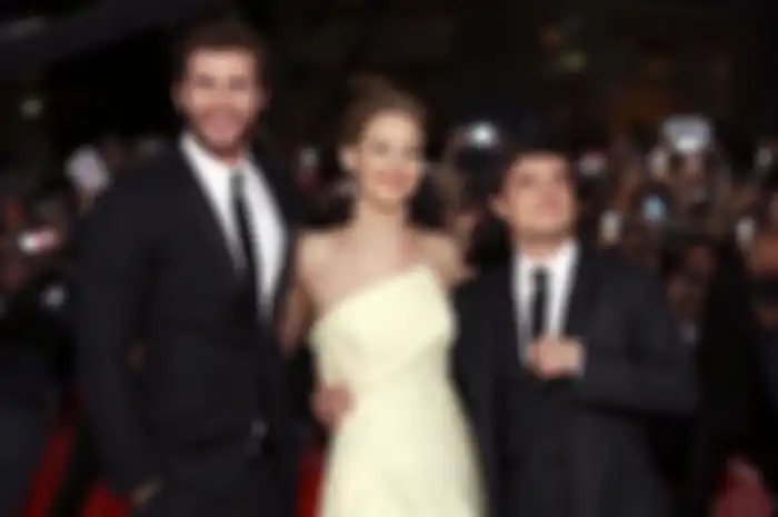 10 Moment Persahabatan Jennifer Lawrence, Josh Hutcherson& Liam Hemsworth (part2)